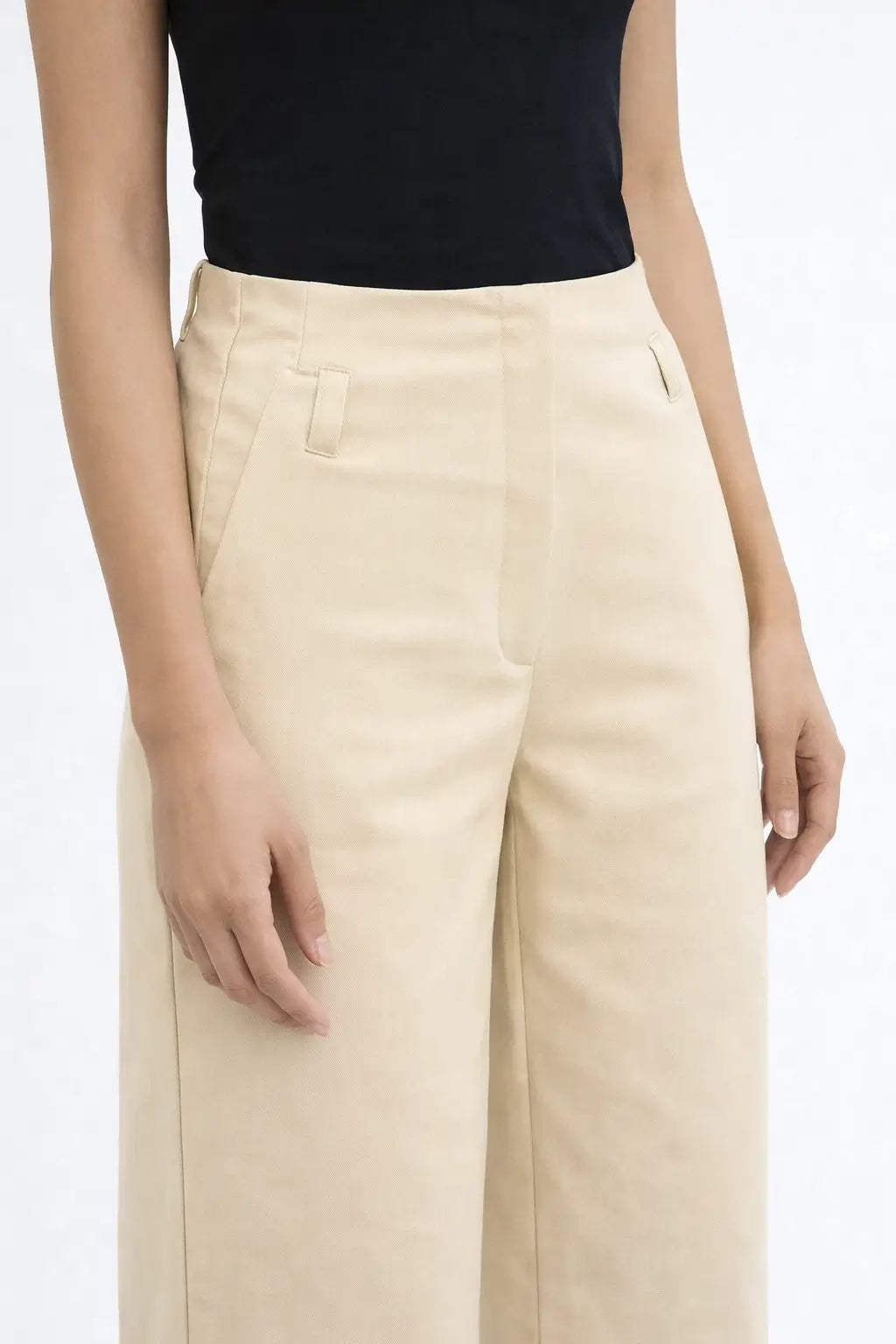Hem Fold Pant in SoftSuit Fabric - Cream
