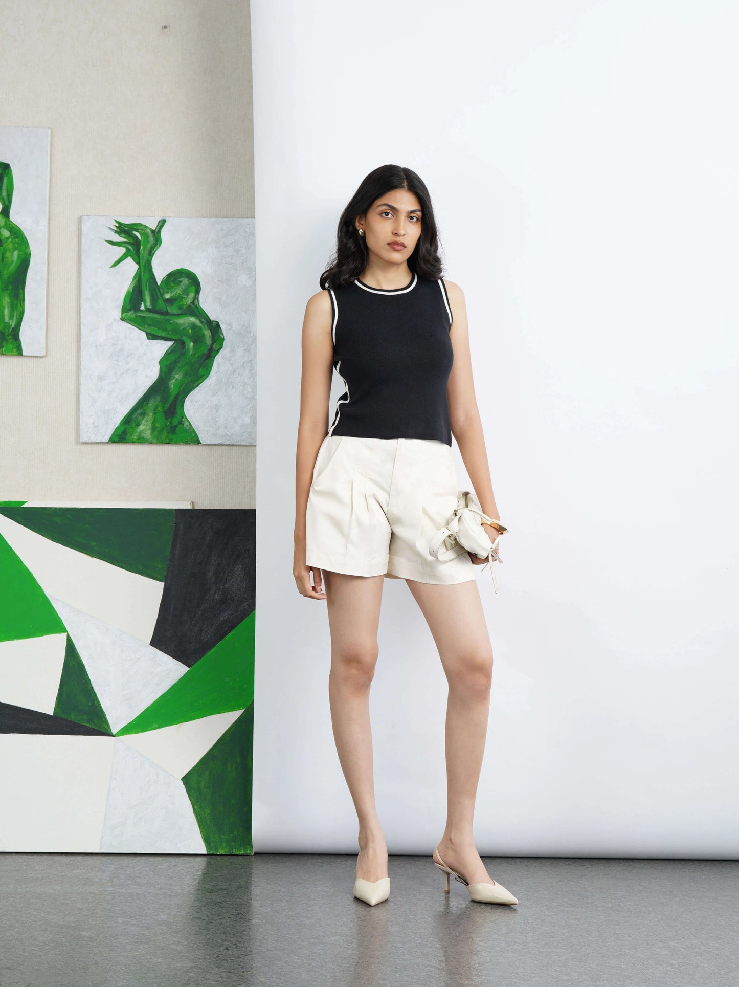 Elevated Tank Top with Piping - Black