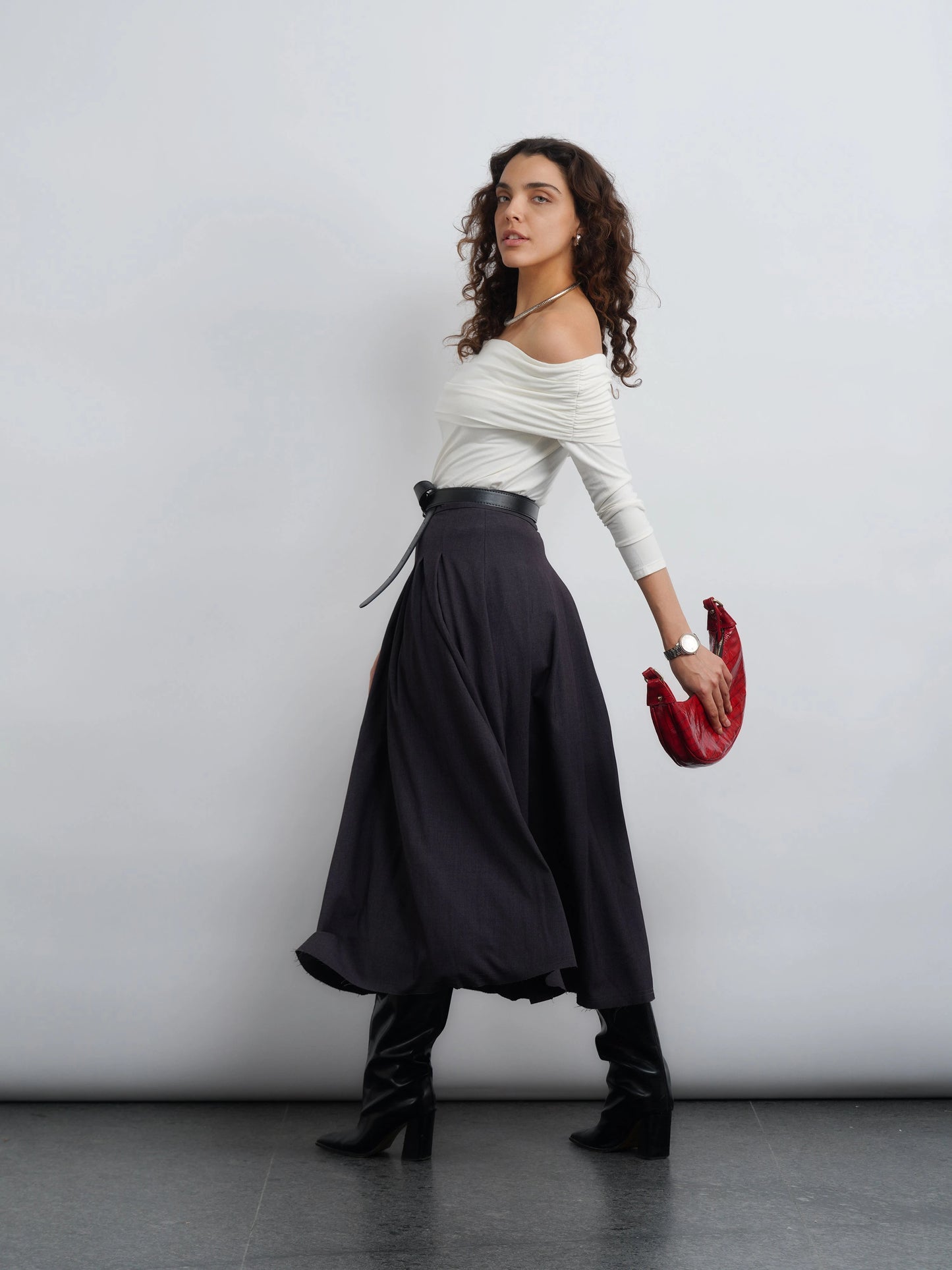 Off-Shoulder Knit Top - White