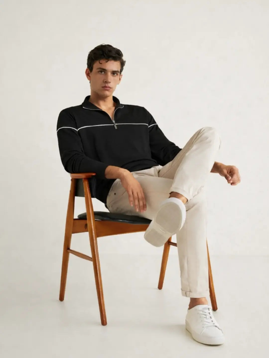 Transit Quarter Zip Pullover - Black