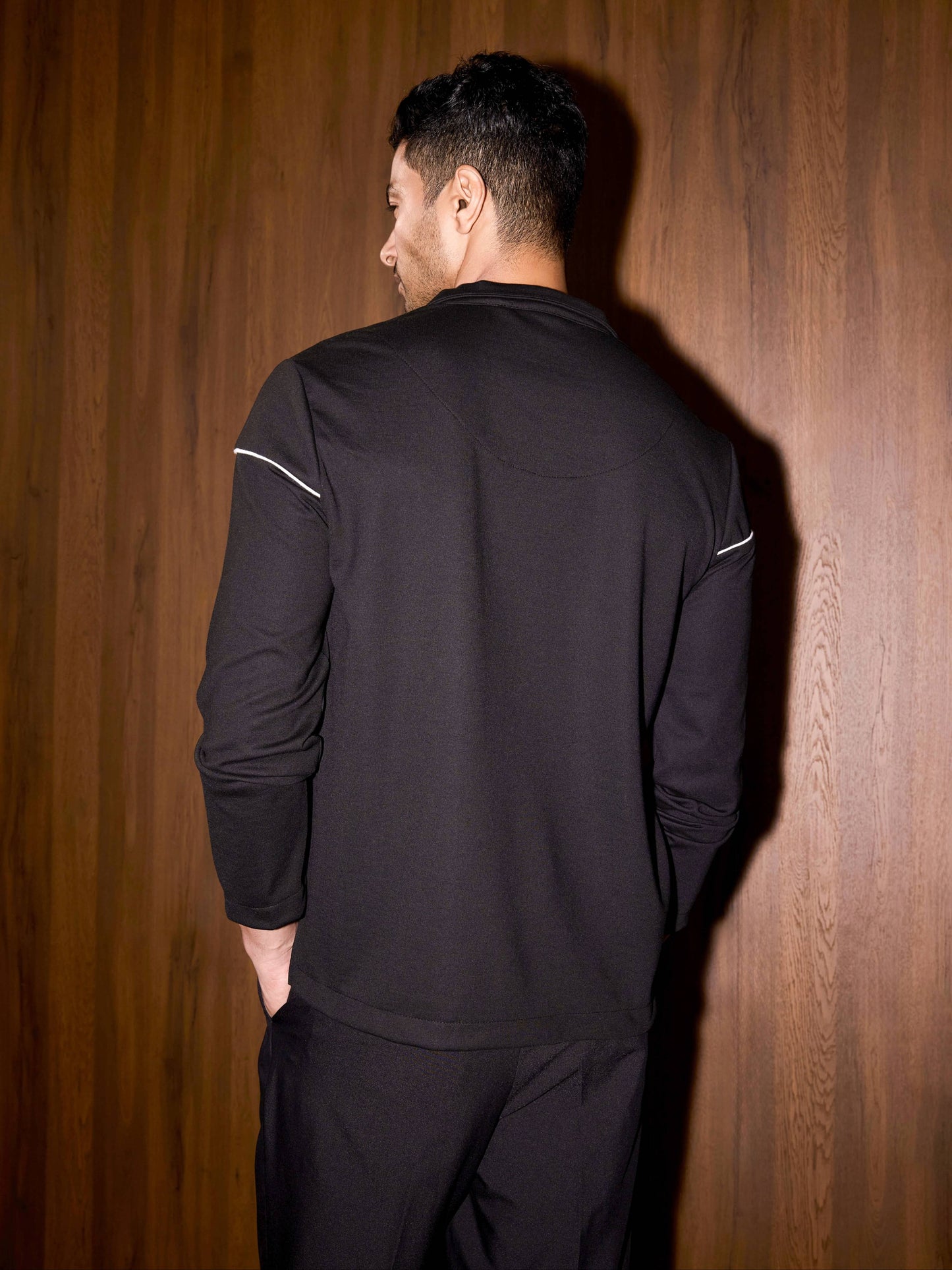 Transit Quarter Zip Pullover - Black