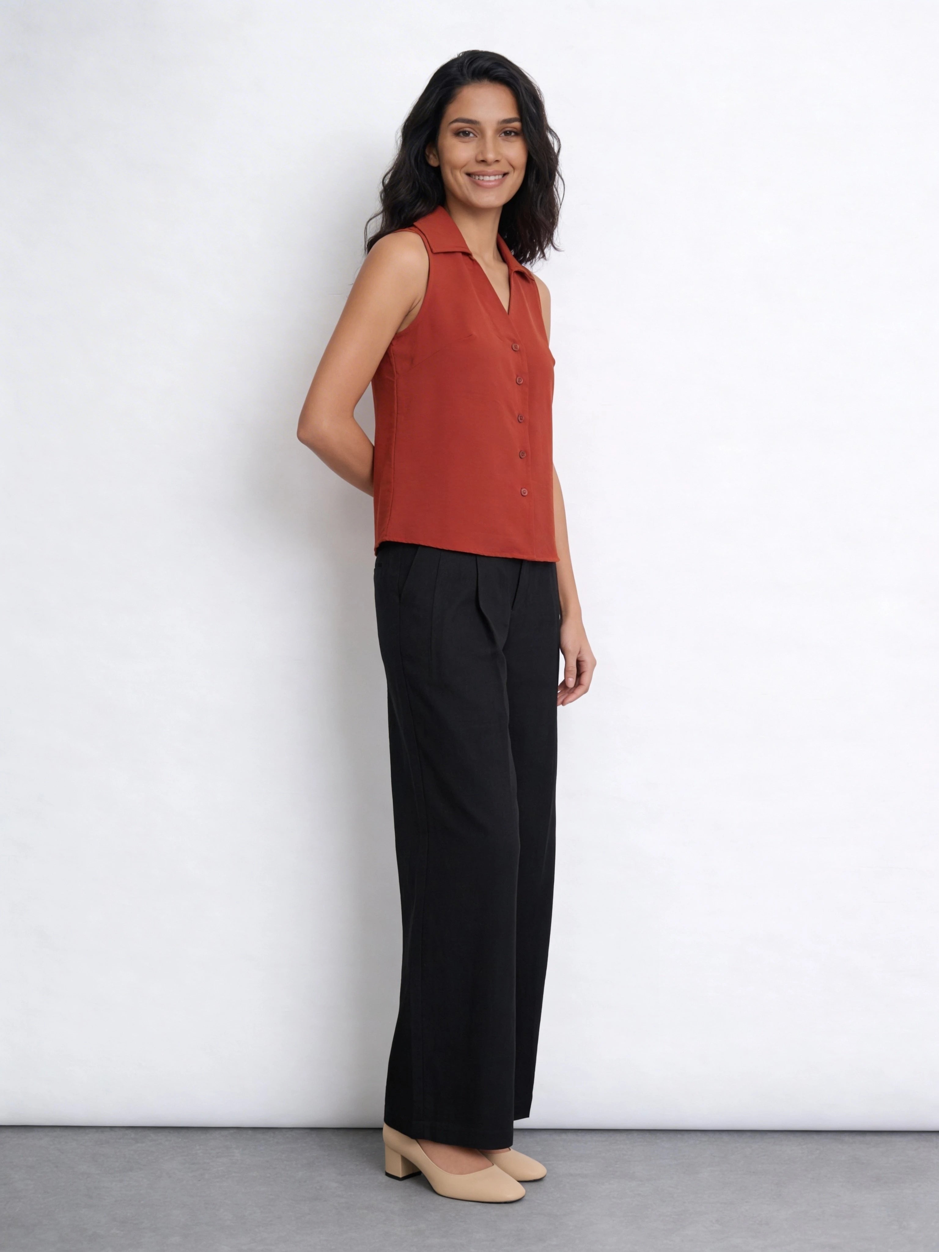 Cicilia Top in CrepeSway™ - Brick Red