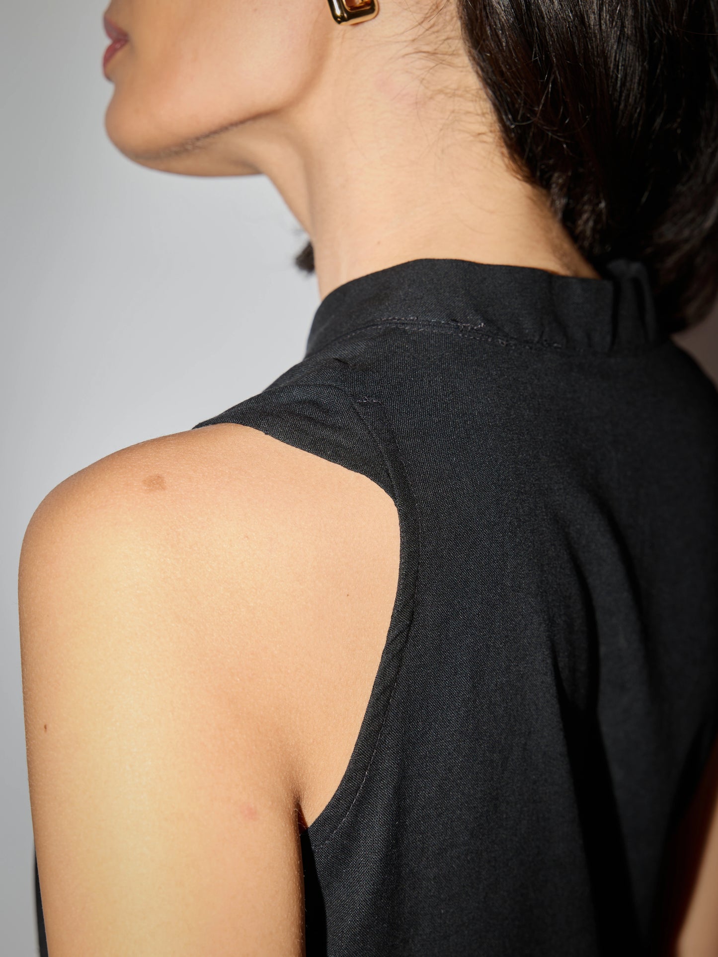 Sora Linen Top - Black
