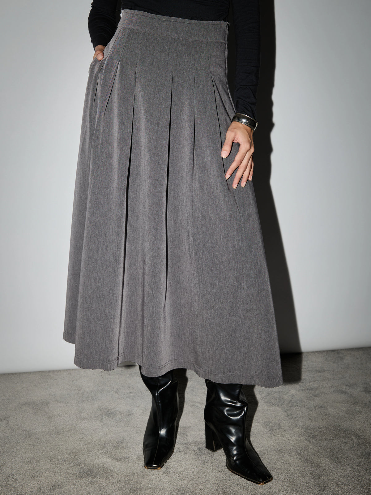 Pleated Skirt in SoftSuit™ Fabric