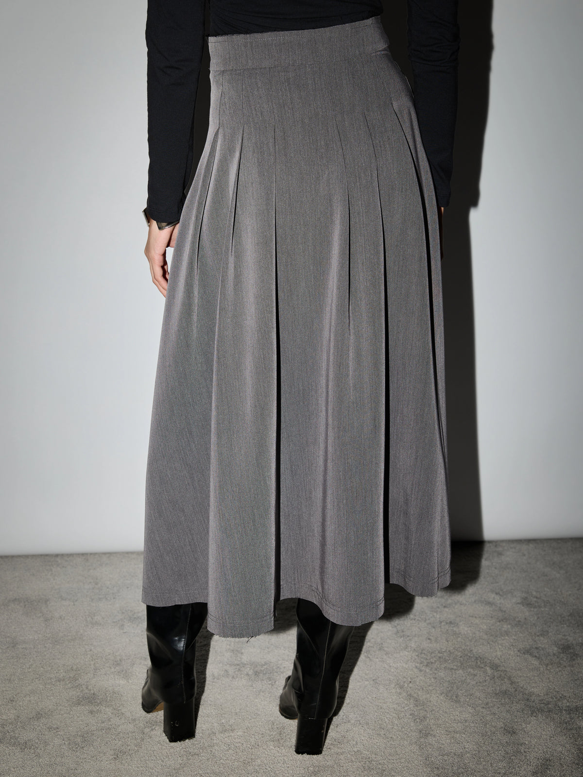 Pleated Skirt in SoftSuit™ Fabric