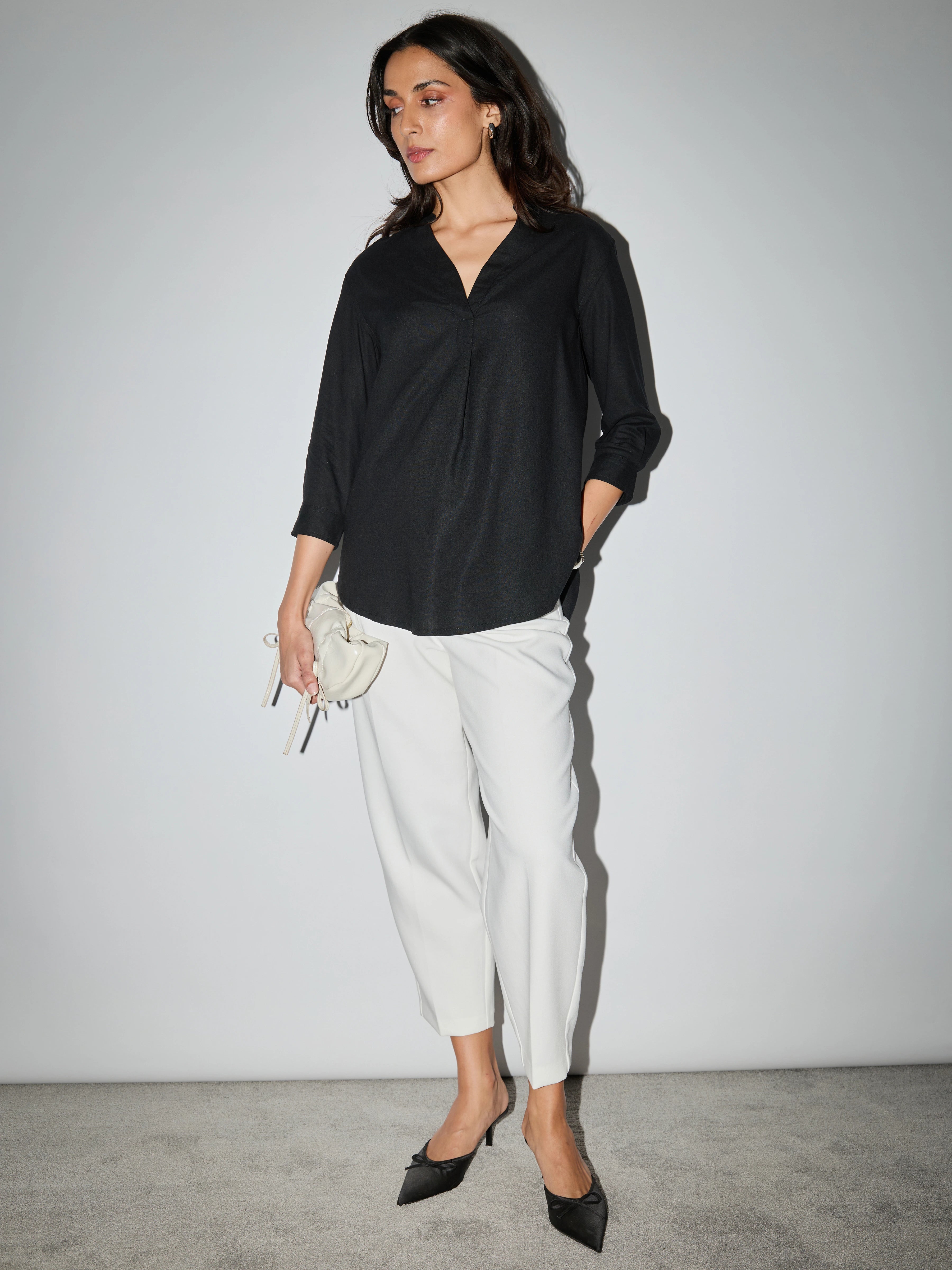 kayla linen blouse - black