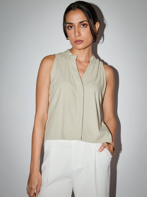 Sora Linen Top - Sage Green