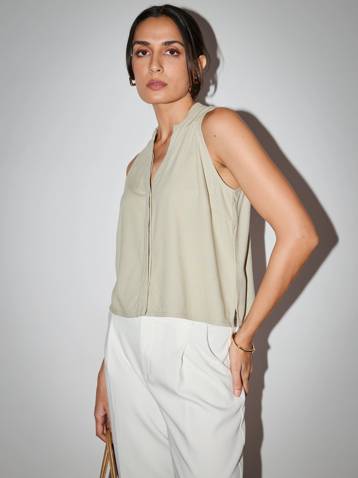 Sora Linen Top - Sage Green