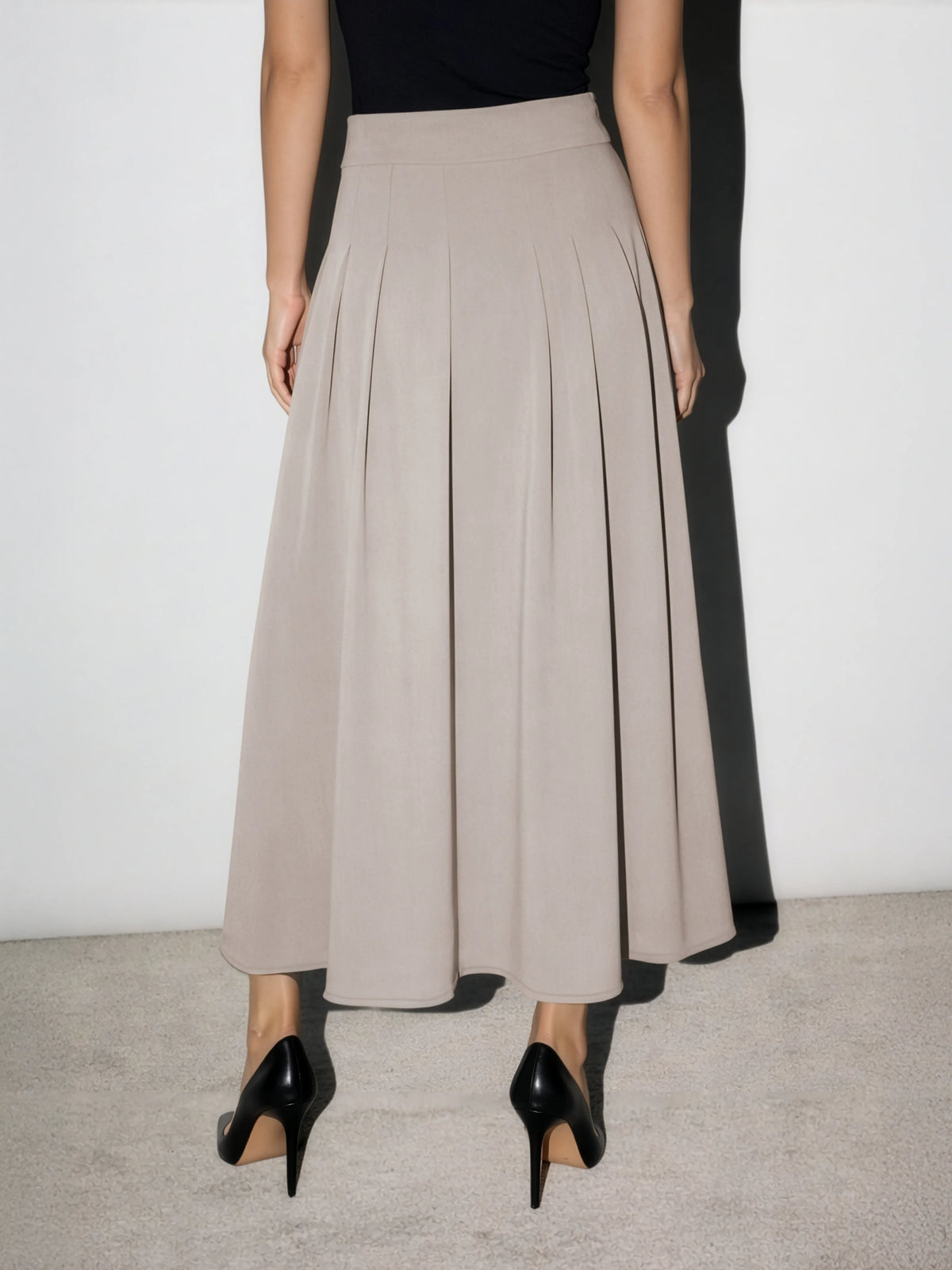 Pleated Skirt in SoftSuit™ Fabric - Greige