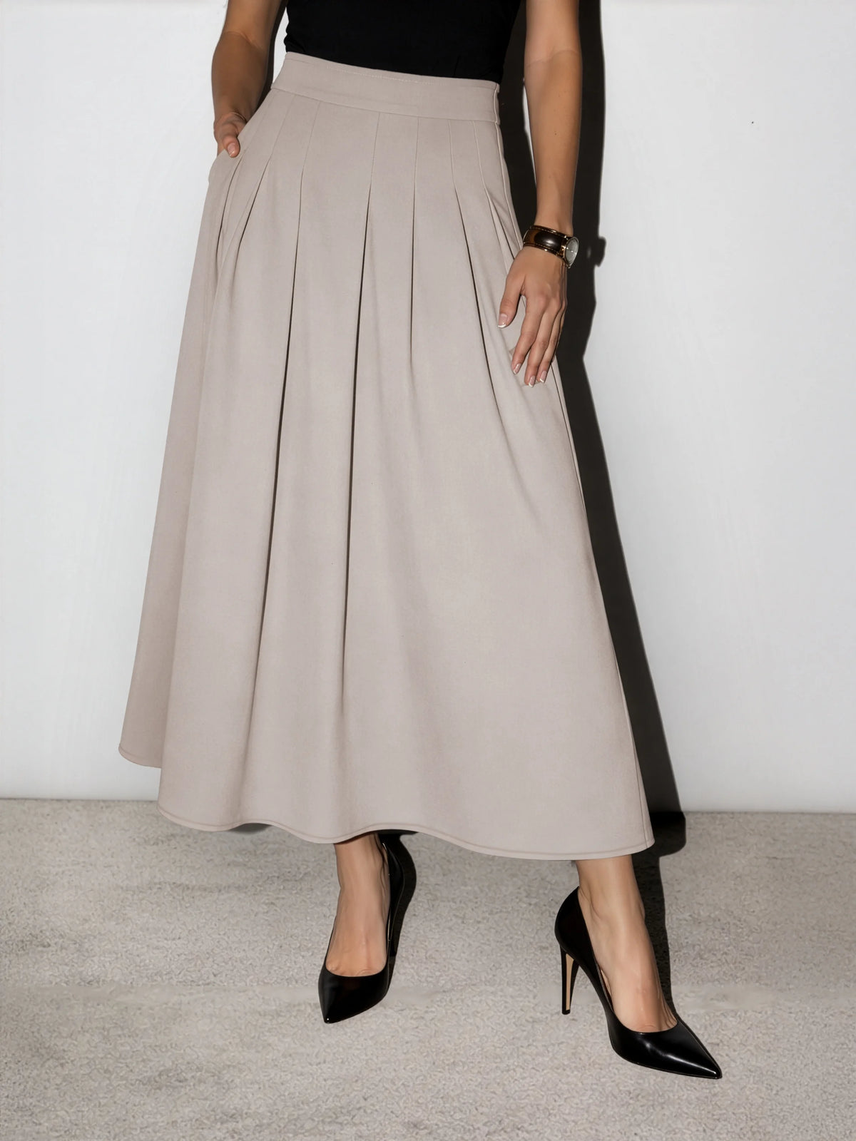 Pleated Skirt in SoftSuit™ Fabric - Greige