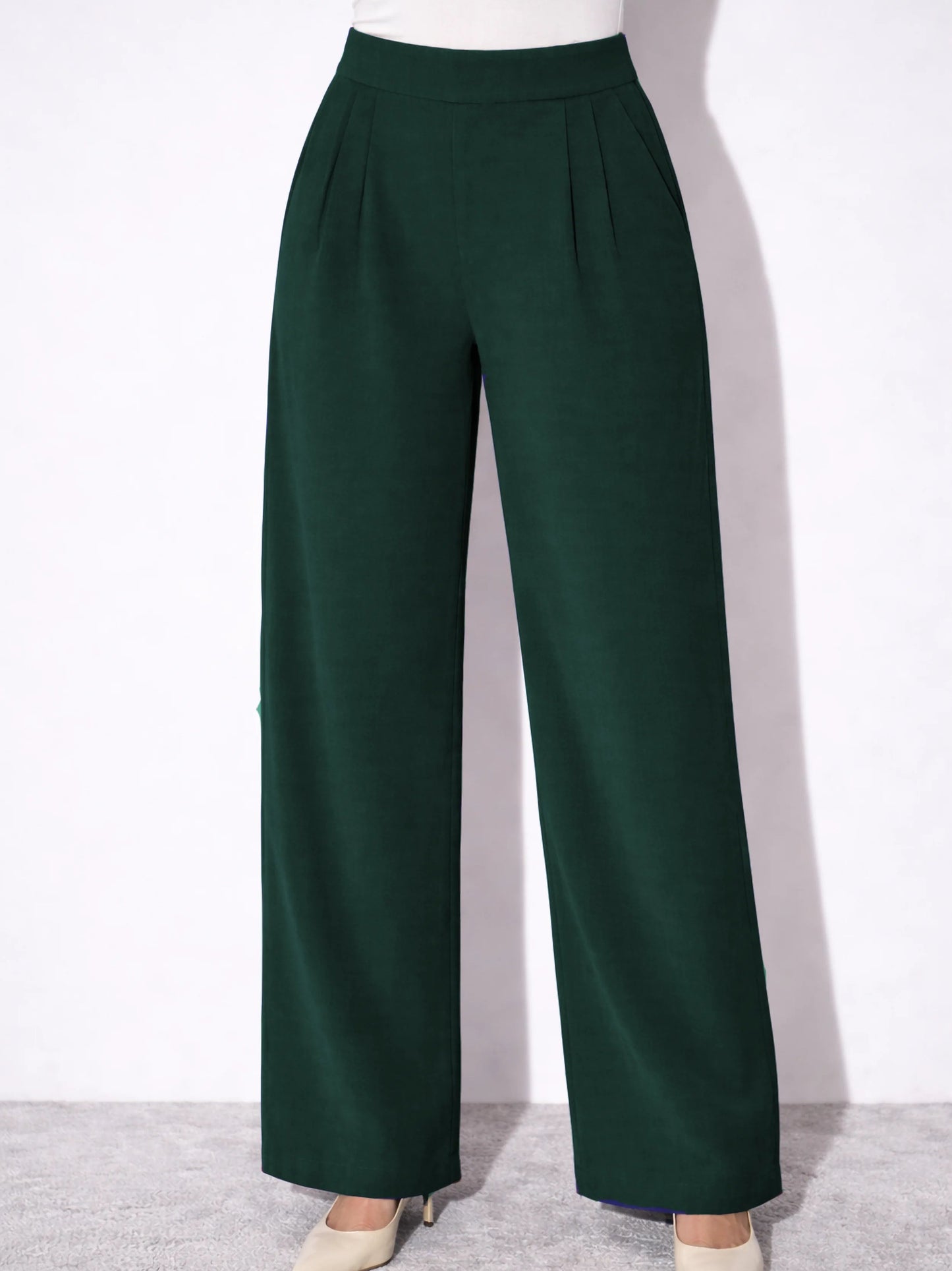 Aura CrepeSway™ Pants - Matcha Green